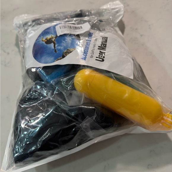 LAST PRICE🍒🤍 accessories kit bundle for GoPro hero 9 - Picture 3 of 8